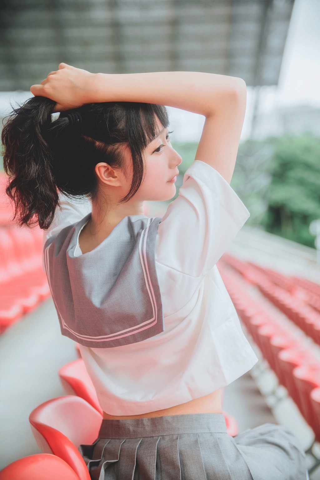 木绵绵OwO《灰色JK制服》 [COSER美女] 写真集[38P]