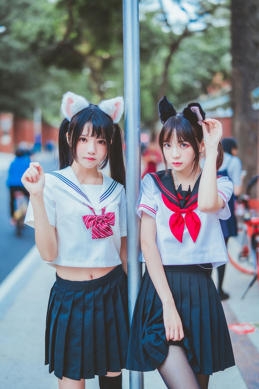 ​桜桃喵&疯猫ss 《JK百合2》 [萝莉COS] 写真集[33P]