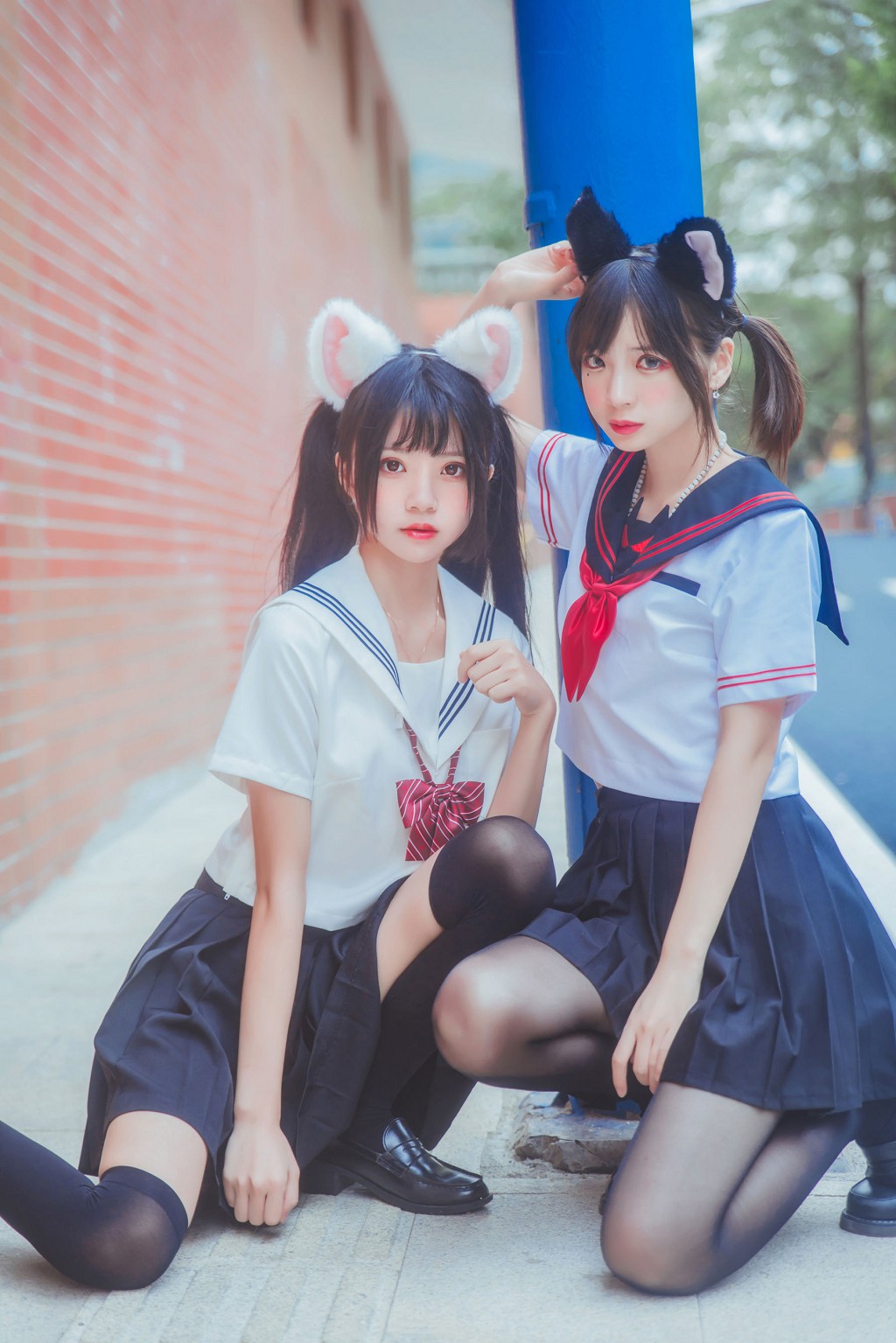 ​桜桃喵&疯猫ss 《JK百合2》 [萝莉COS] 写真集[33P]