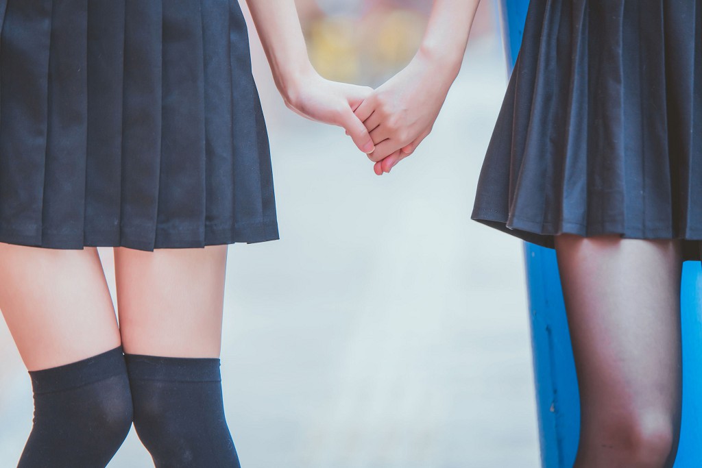 ​桜桃喵&疯猫ss 《JK百合2》 [萝莉COS] 写真集[33P]