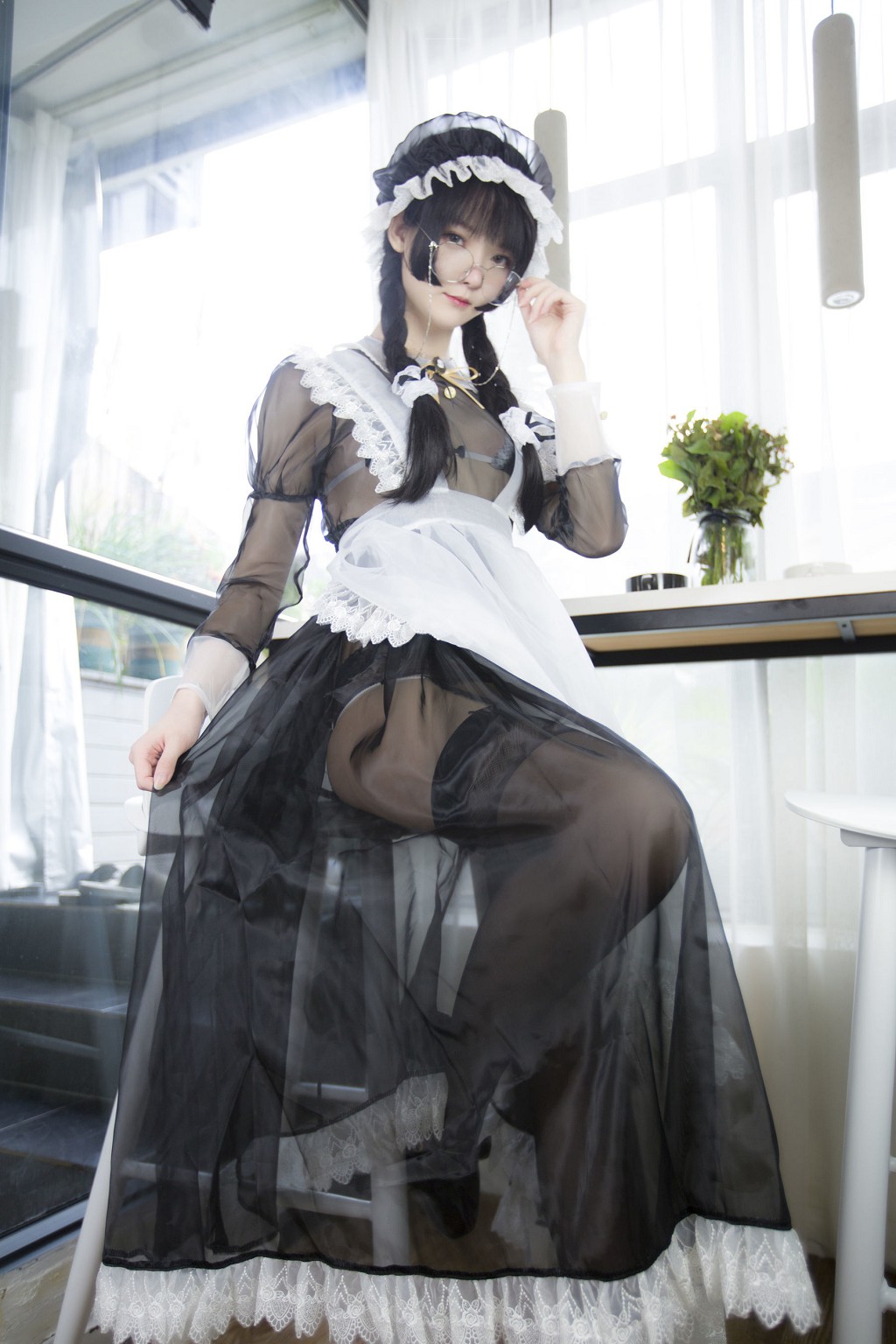 COSER一小央泽《女仆的新装》 [Cosplay美女] 写真集[85P]