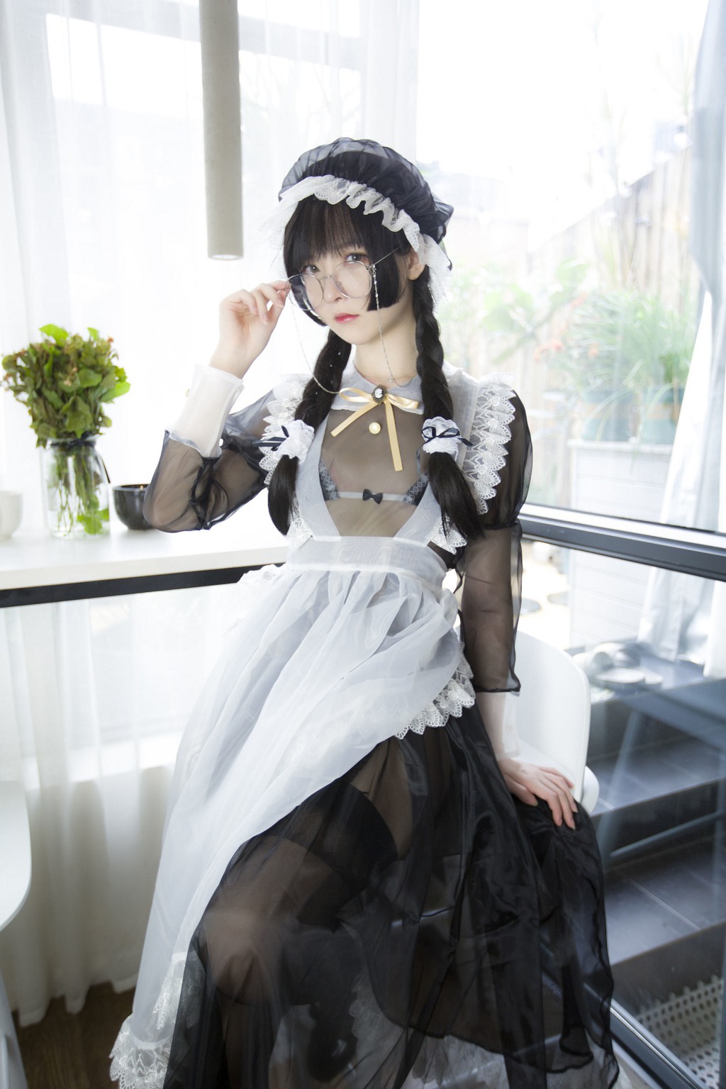 COSER一小央泽《女仆的新装》 [Cosplay美女] 写真集[85P]