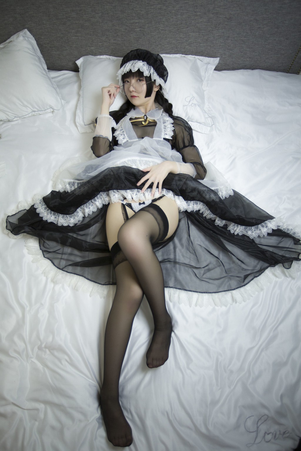 COSER一小央泽《女仆的新装》 [Cosplay美女] 写真集[85P]