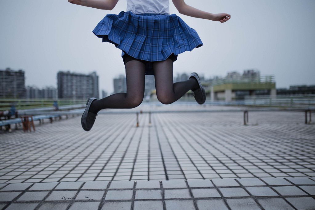 疯猫ss《叛逆青春少女》 [萝莉COS] 写真集[46P]