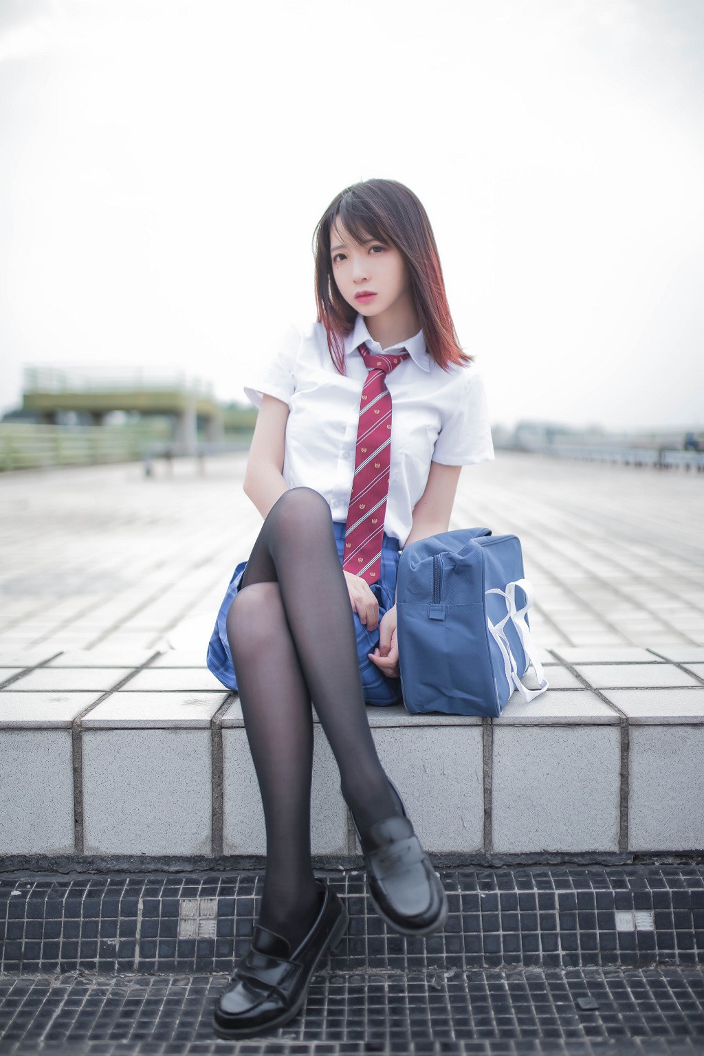 疯猫ss《叛逆青春少女》 [萝莉COS] 写真集[46P]