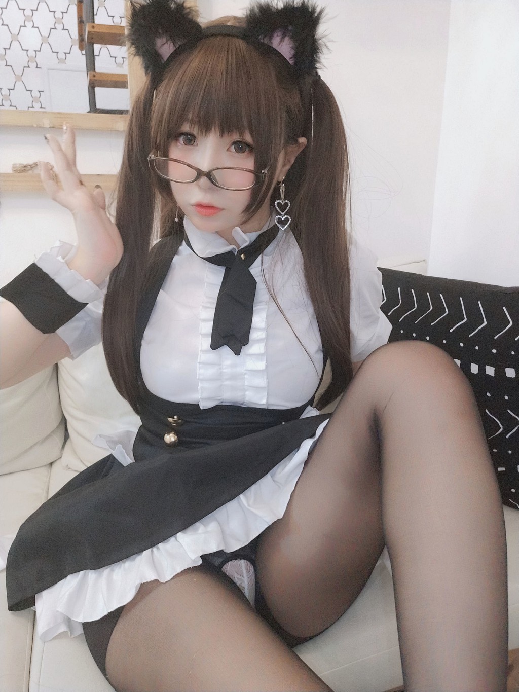 摇摇乐yoyo《黑丝女仆》 [Cosplay美女] 写真集[59P]