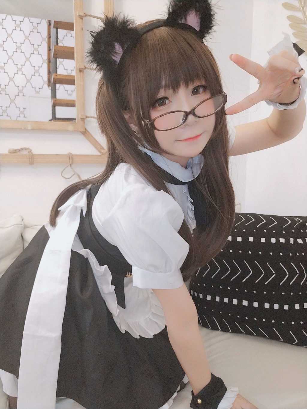 摇摇乐yoyo《黑丝女仆》 [Cosplay美女] 写真集[59P]