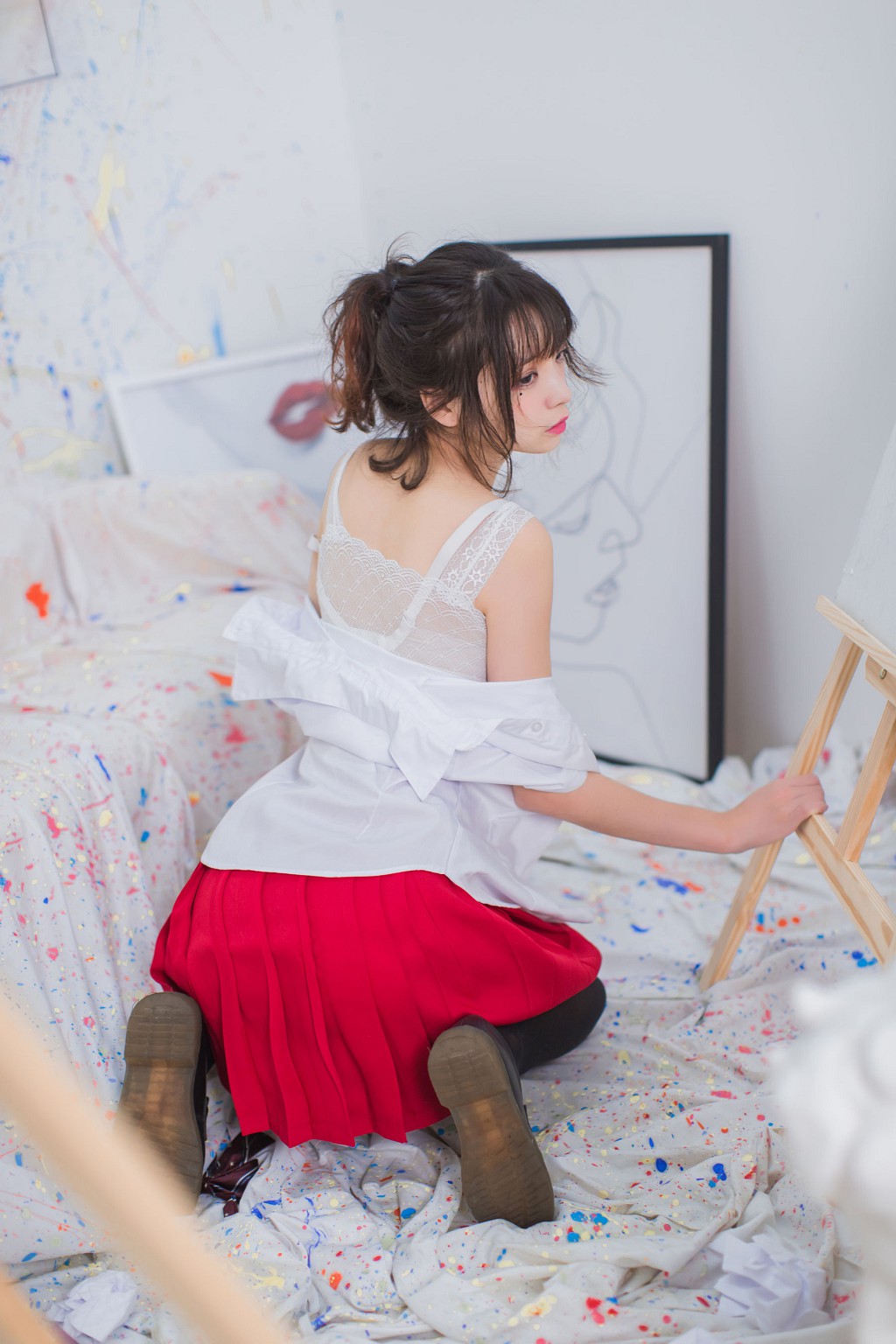 疯猫ss《黑丝 ・ JK ・ 少女》 [萝莉COS] 写真集[47P]