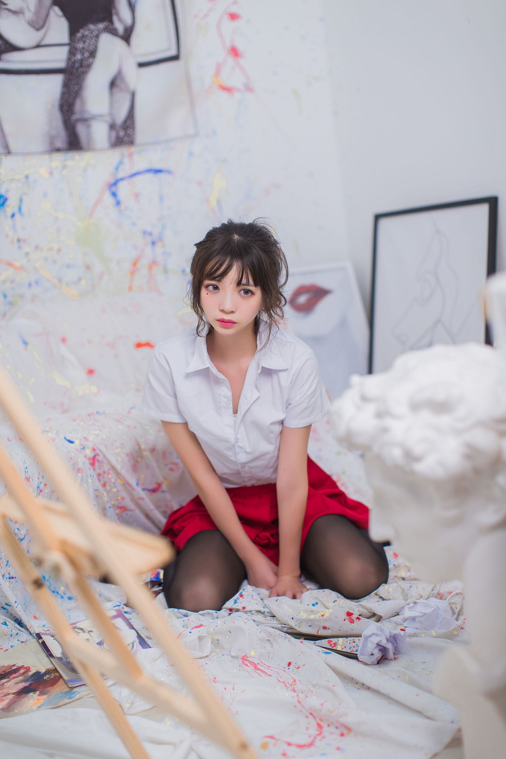 疯猫ss《黑丝 ・ JK ・ 少女》 [萝莉COS] 写真集[47P]