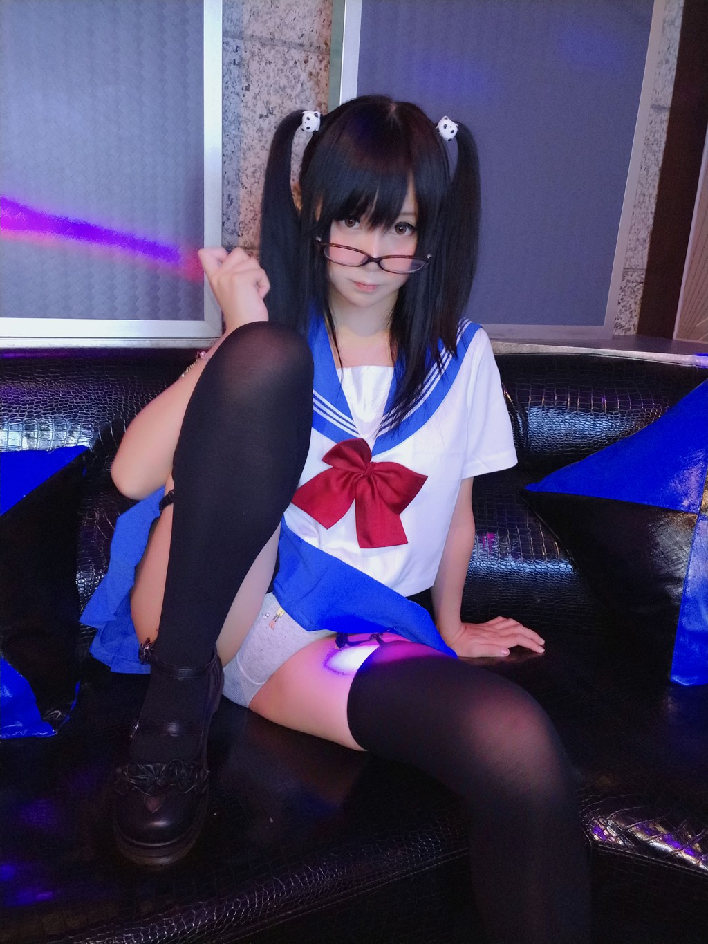 COSER摇摇乐yoyo《诱人小学妹》 [Cosplay福利] 写真集[43P]