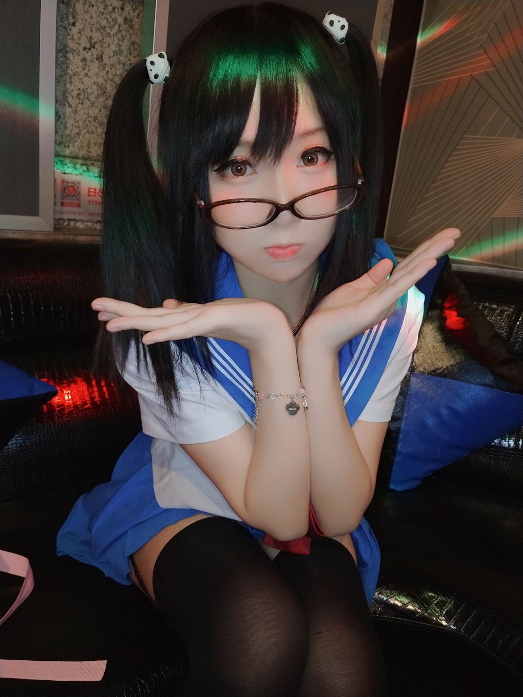 COSER摇摇乐yoyo《诱人小学妹》 [Cosplay福利] 写真集[43P]