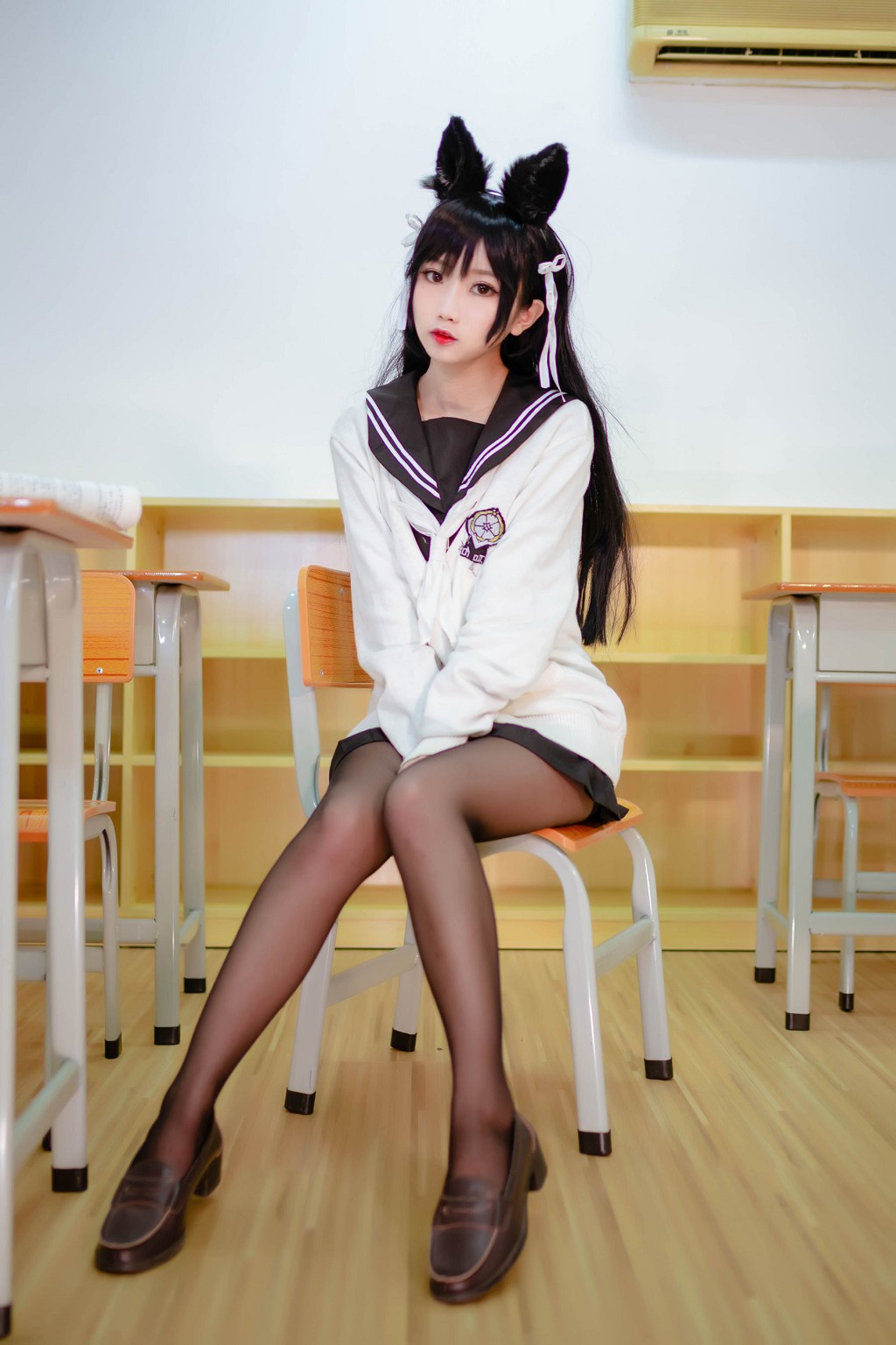 鬼畜瑶在不在w《JK制服》  [Cosplay福利] 写真集[22P]