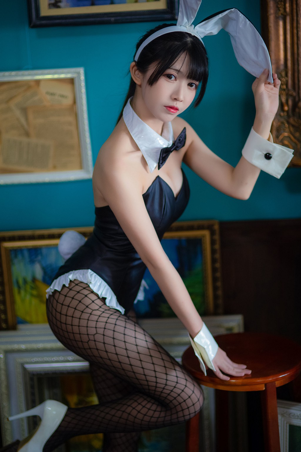 COSER鳗鱼霏儿《加藤惠 兔女郎》 [Cosplay美女] 写真集[25P]