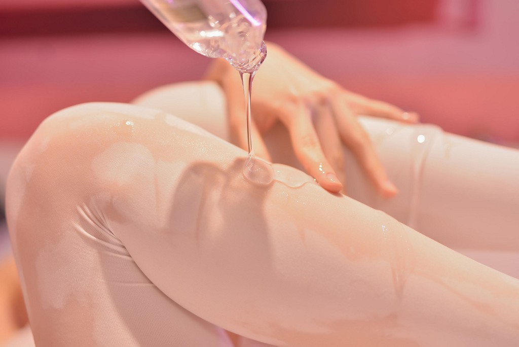 NAGISA魔物喵《性感看护师》 [Cosplay福利] 写真集[110P]