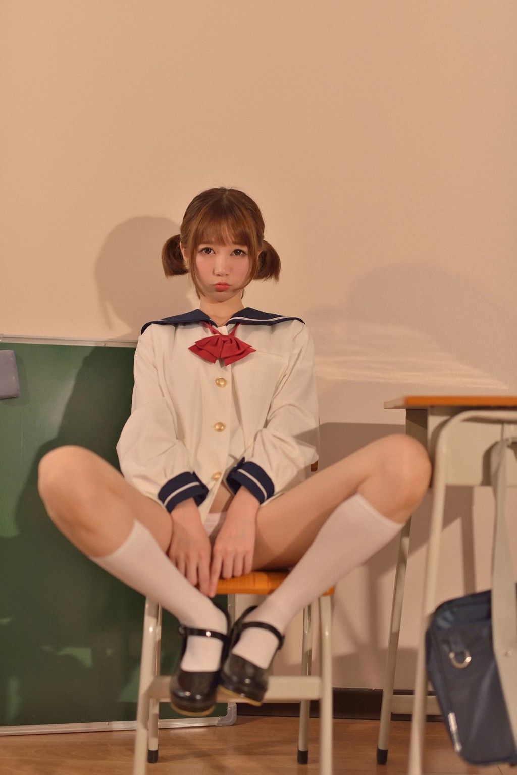 NAGISA魔物喵《生理课》  [Cosplay美女] 写真集[75P]