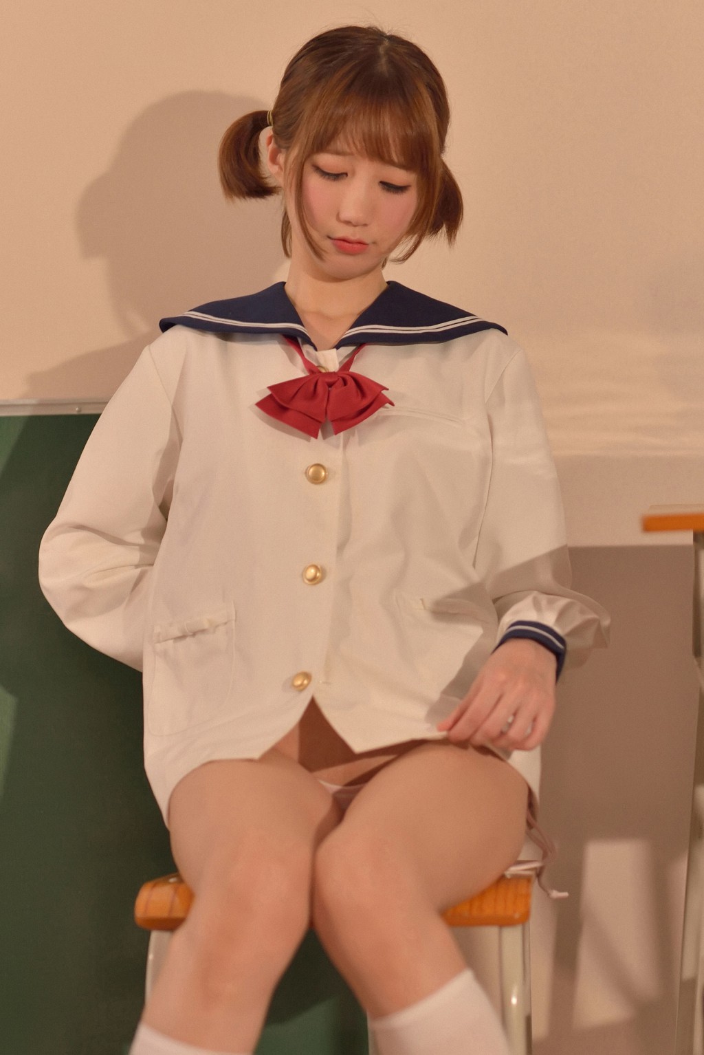 NAGISA魔物喵《生理课》  [Cosplay美女] 写真集[75P]