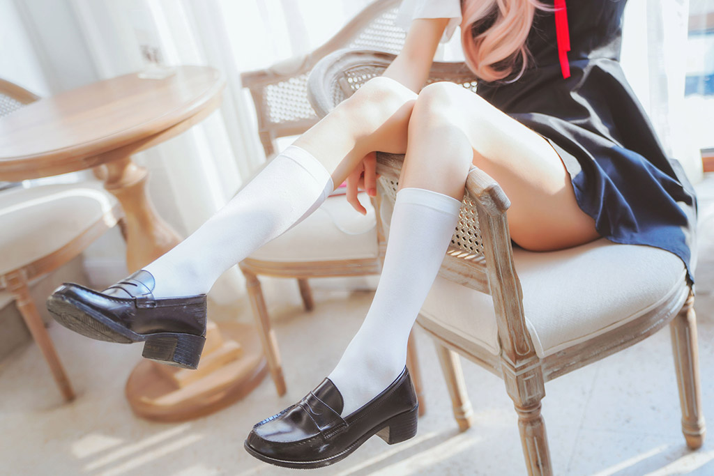 桜桃喵《藤原千花》 [萝莉COS] 写真集[48P]