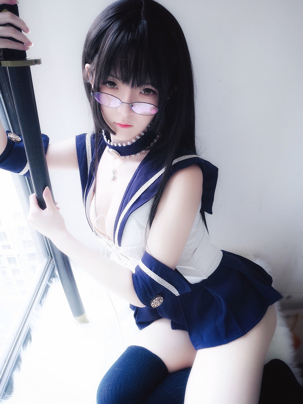 一小央泽《武士刀与水手服 女仆鸢一折纸》 [Cosplay美女] 写真集[31P]