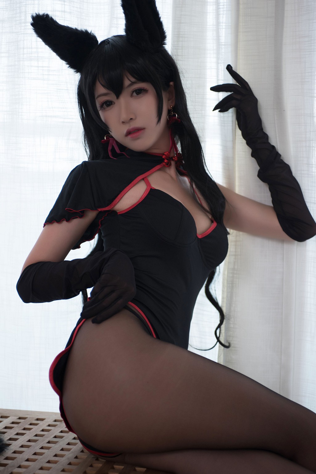 鳗鱼霏儿《女仆+兽耳+黑丝》 [Cosplay福利] 写真集[33P]