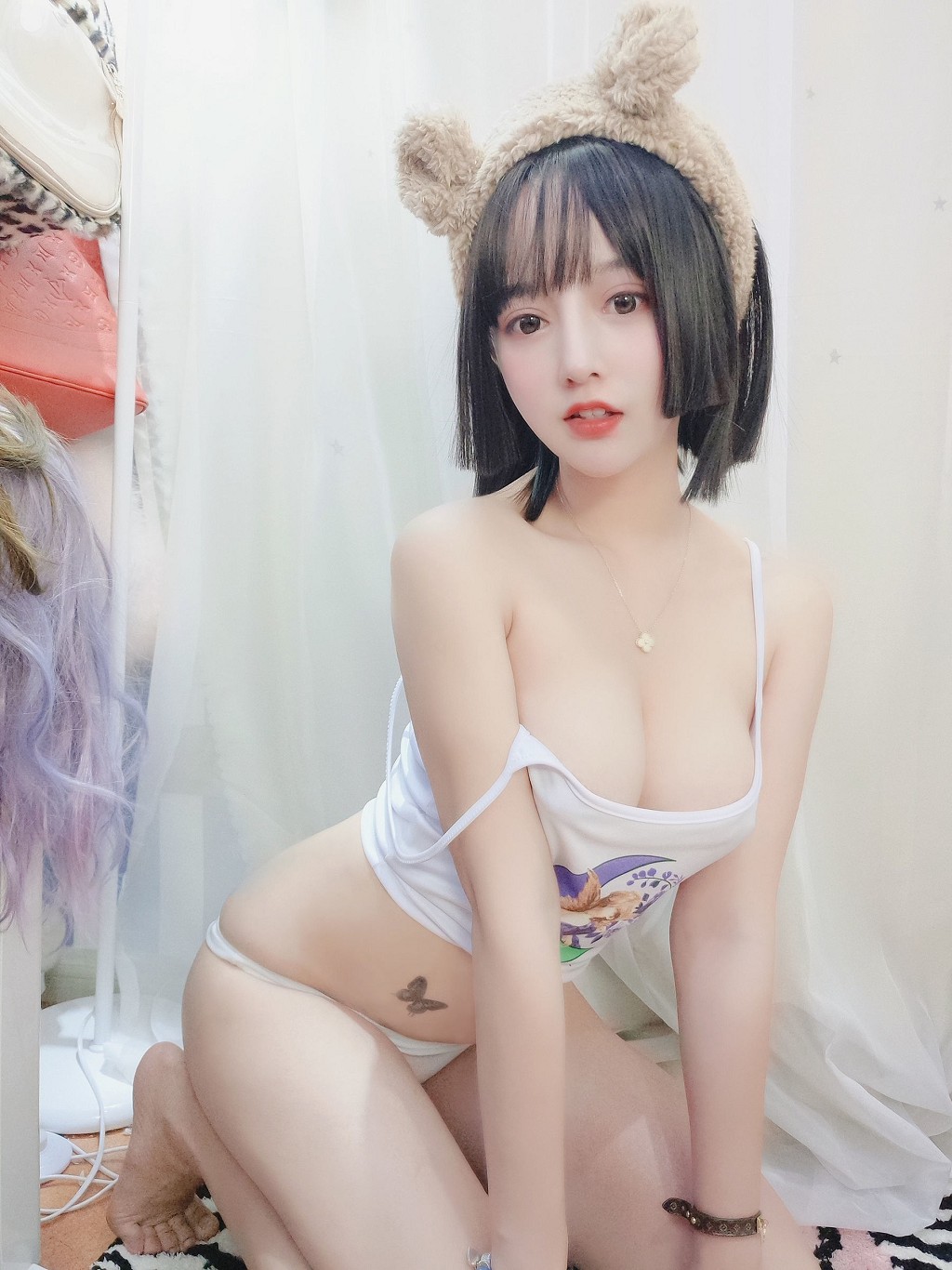 COSER米线线sama《小可爱熊妹》 [Cosplay少女] 写真集[32P]