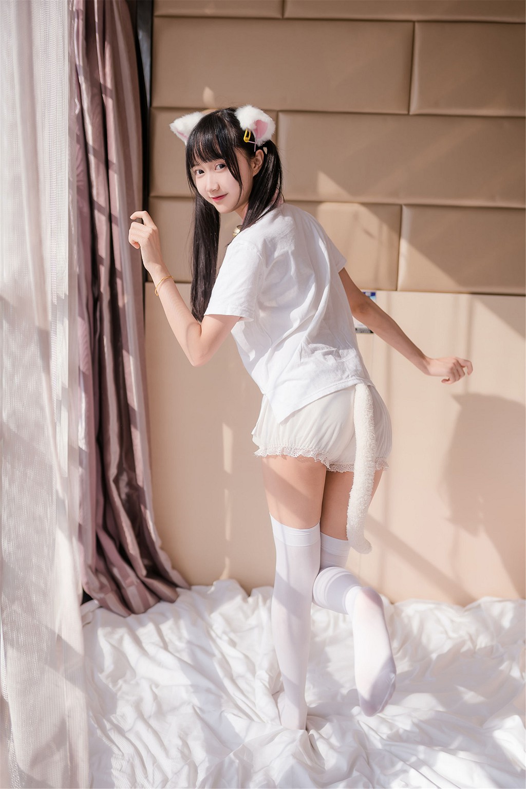 木绵绵OwO《猫系少女》 [Cosplay福利] 写真集[51P]