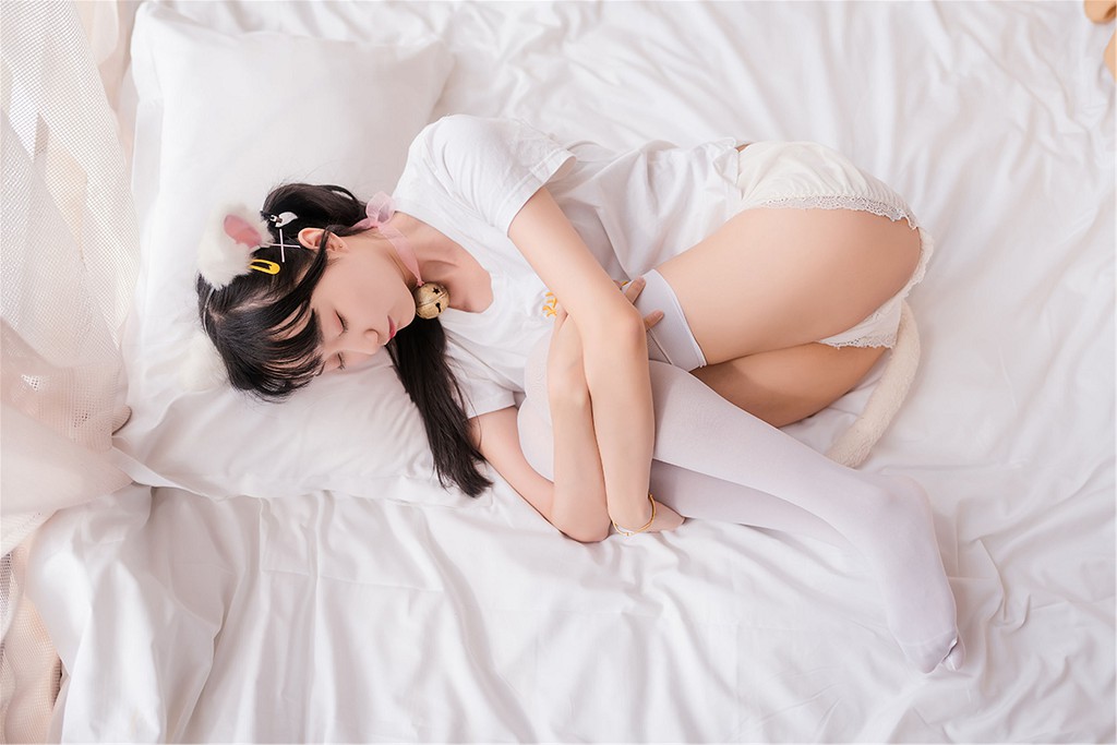 木绵绵OwO《猫系少女》 [Cosplay福利] 写真集[51P]