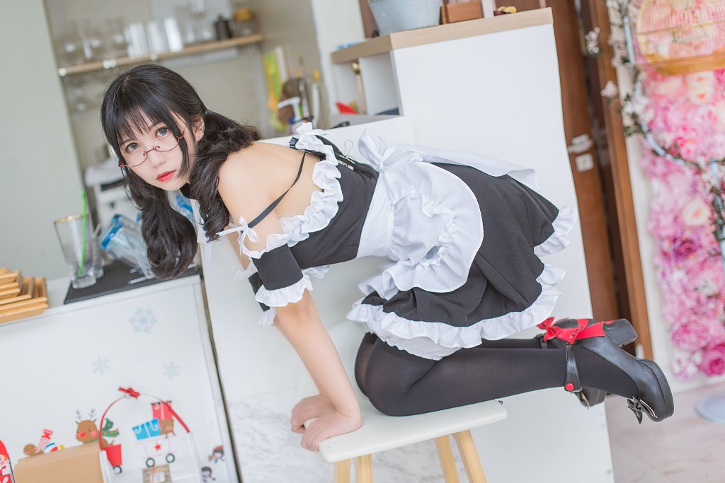 逐月su《女仆》 [Cosplay美少女] 写真集[54P]
