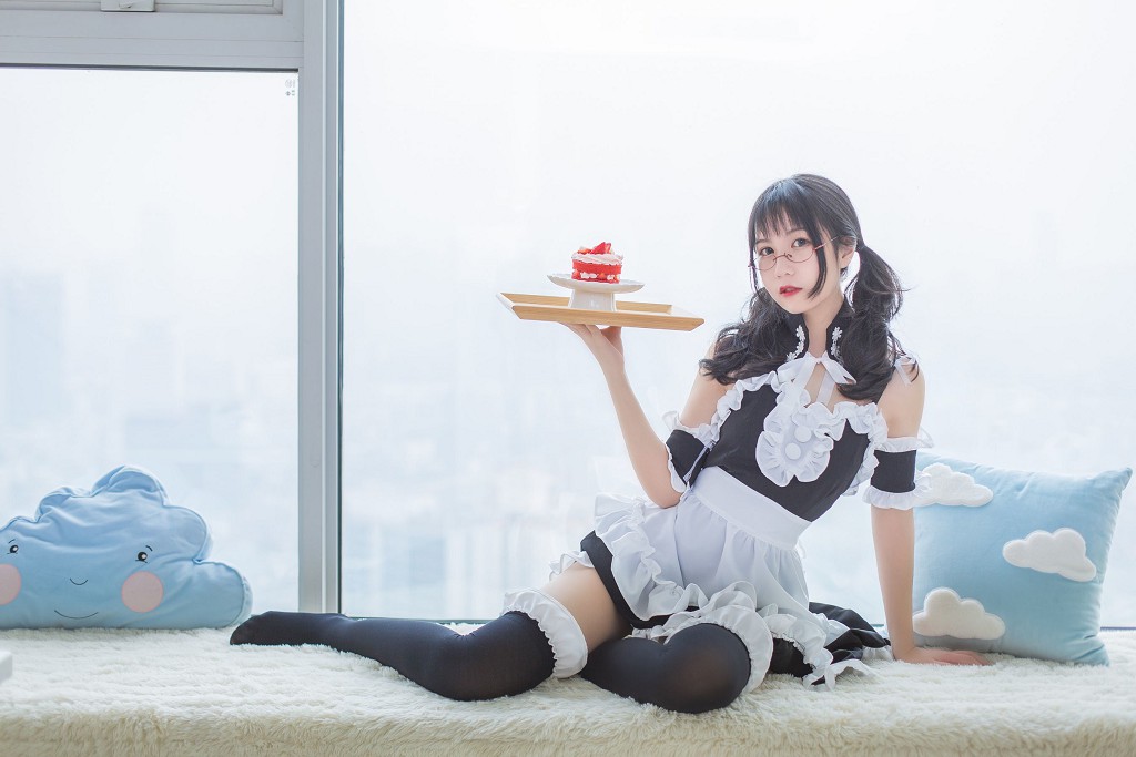 逐月su《女仆》 [Cosplay美少女] 写真集[54P]