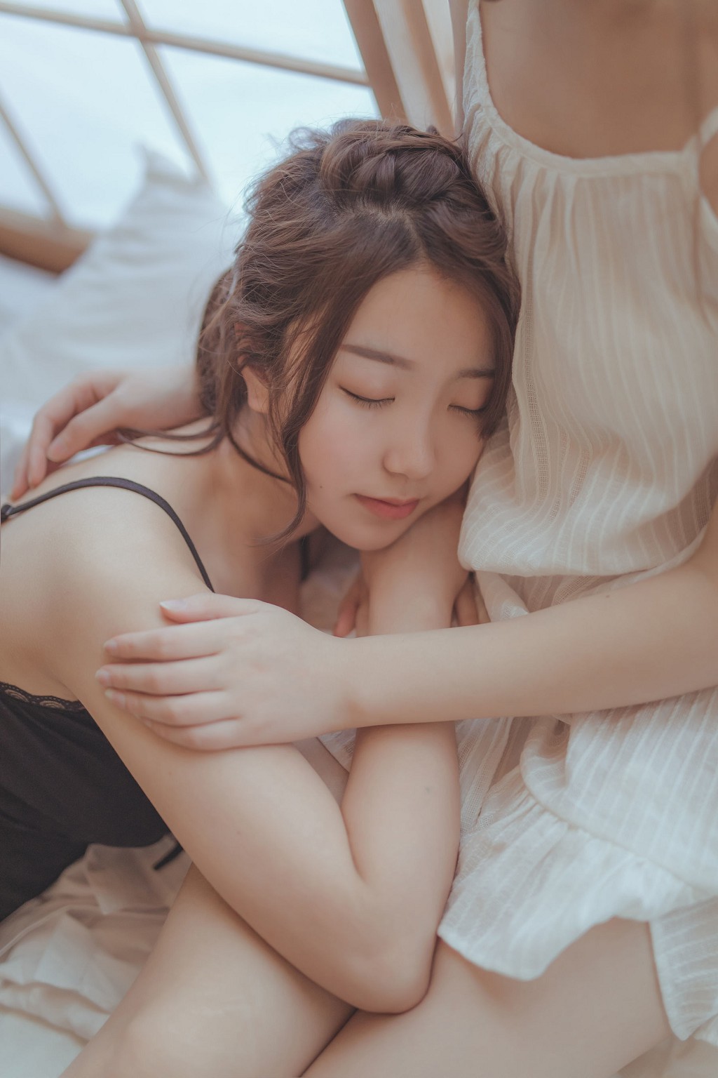 黑川《爱宕泳衣 JK百合》 [Cosplay美少女] 写真集[35P]