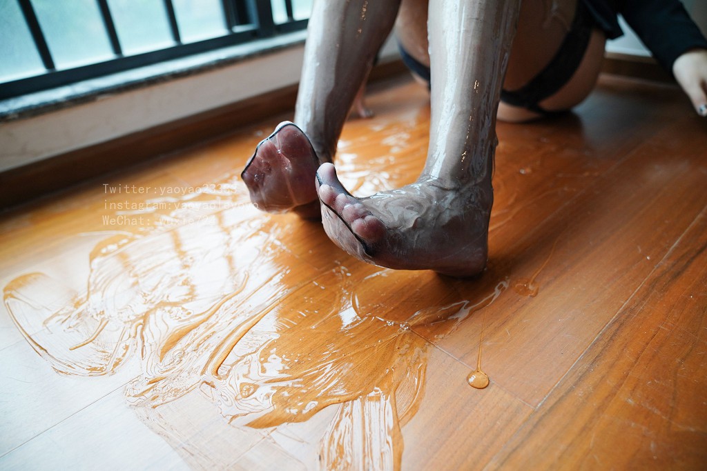 摇摇乐yoyo《小秘书丝》 [Cosplay美女] 写真集[54P]