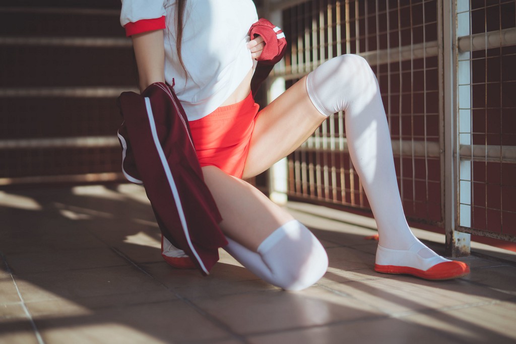 桜桃喵《红色体操服》 [Cosplay美女] 写真集[44P]