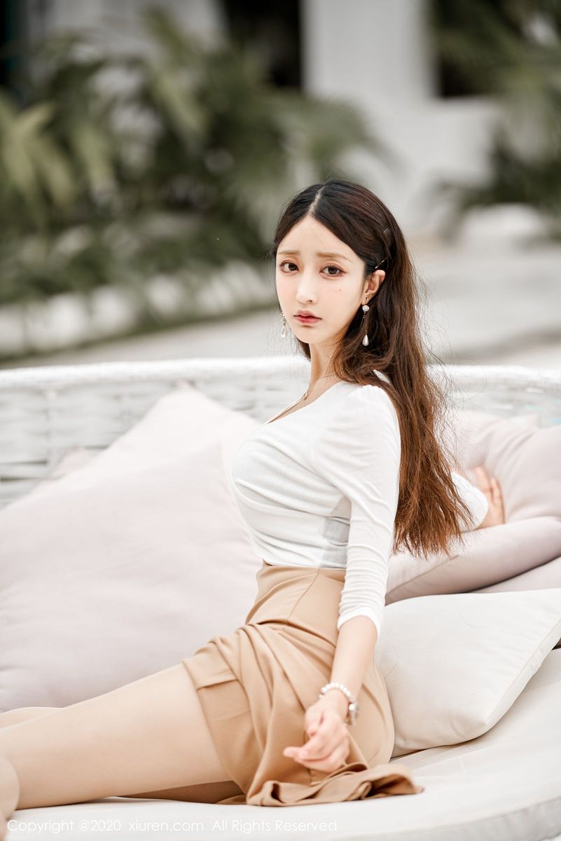 秀人网美女模特Betty林子欣内衣诱惑开裆主题系列三亚旅拍