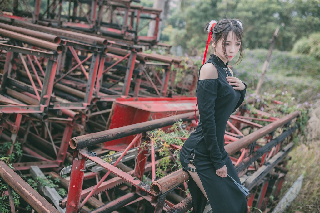 疯猫ss 《旗袍真棒！》 [萝莉COS] 写真集[36P]