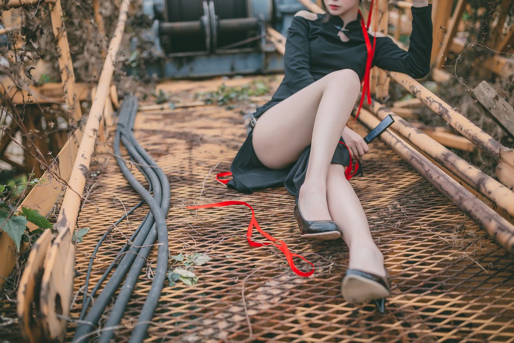 疯猫ss 《旗袍真棒！》 [萝莉COS] 写真集[36P]