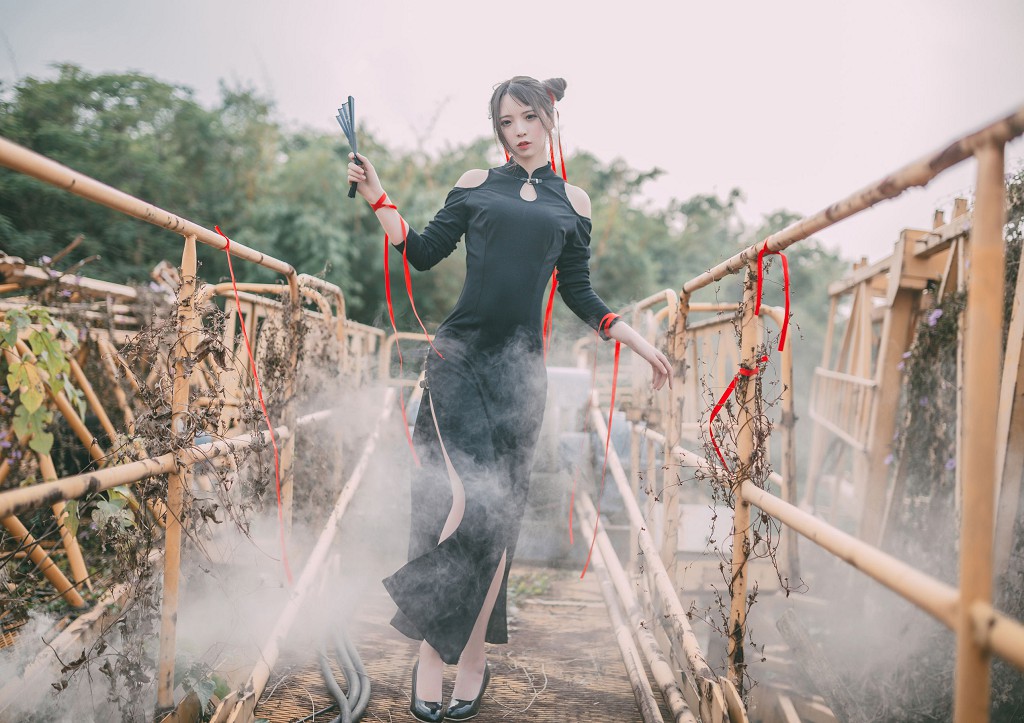 疯猫ss 《旗袍真棒！》 [萝莉COS] 写真集[36P]