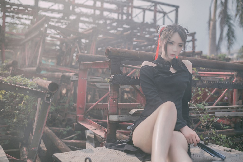 疯猫ss 《旗袍真棒！》 [萝莉COS] 写真集[36P]