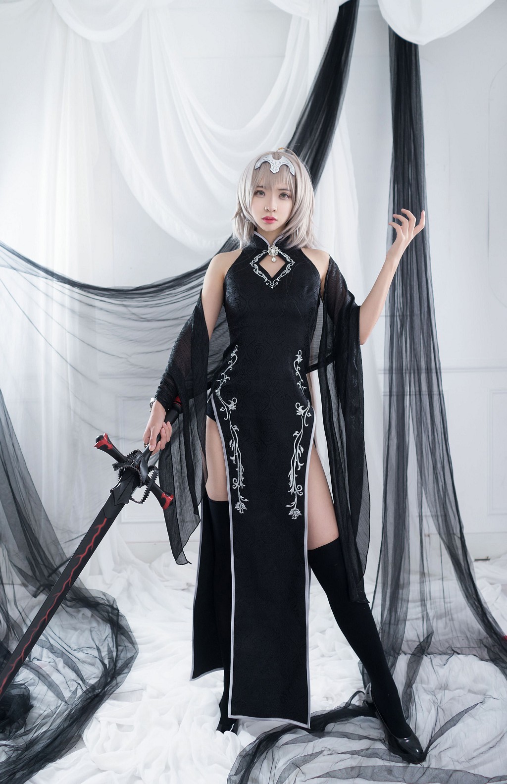 疯猫ss 《旗袍真棒！》 [萝莉COS] 写真集[36P]