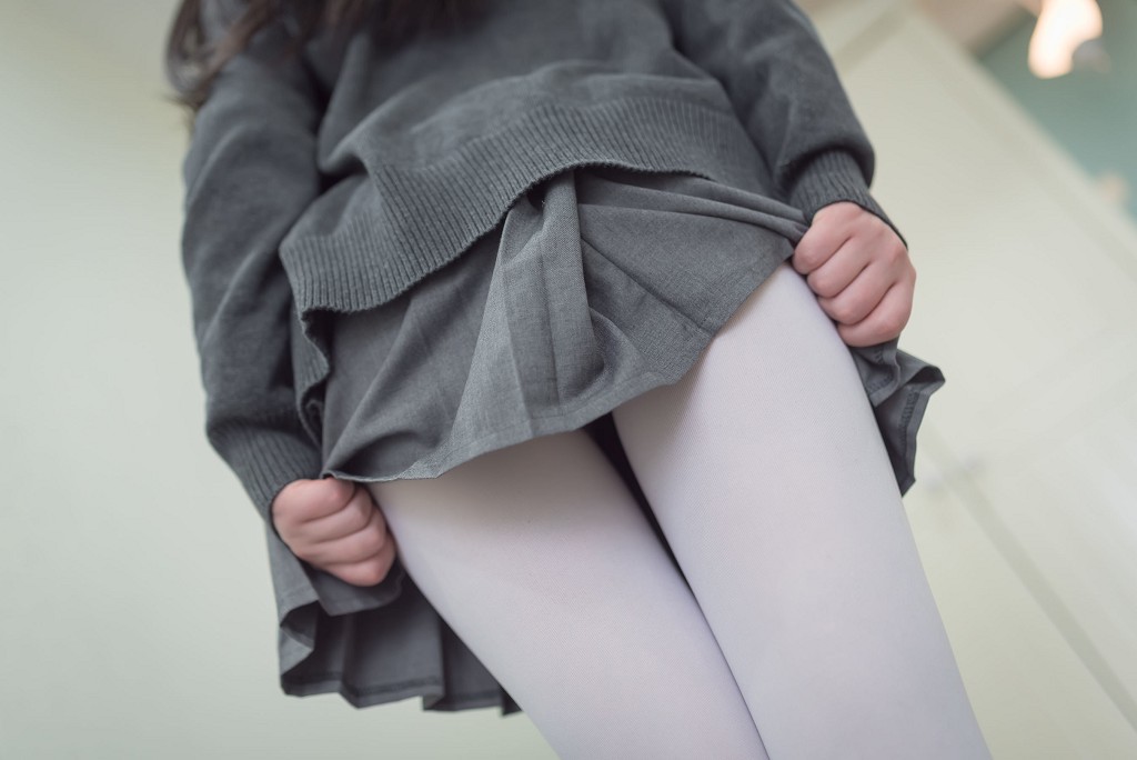 雪琪SAMA 《JK白丝》 [福利Cosplay] 写真集[46P]