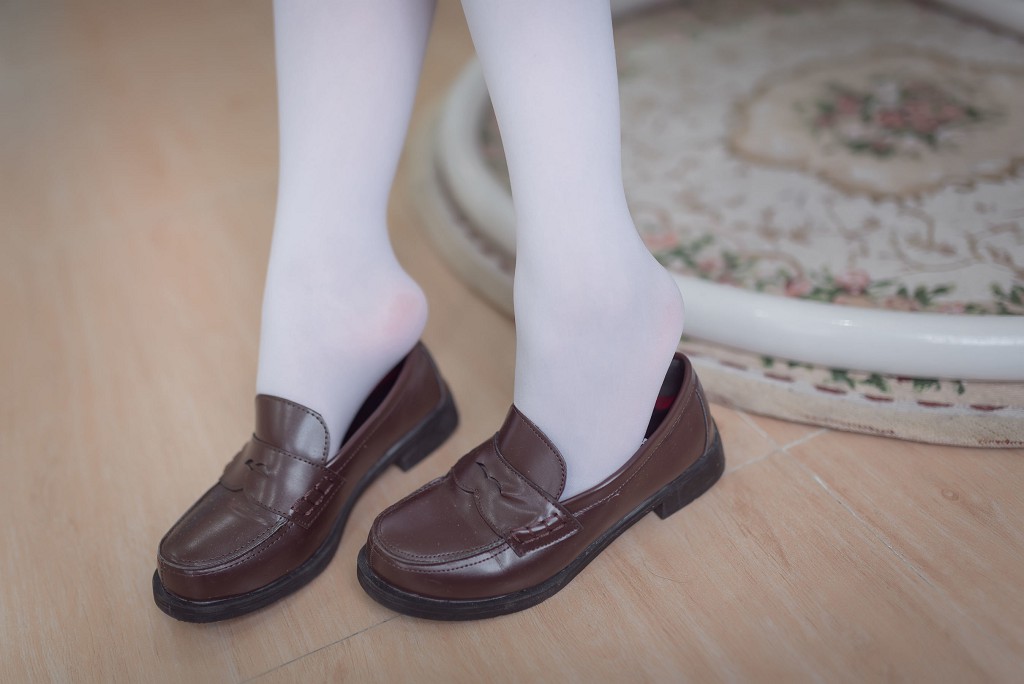 雪琪SAMA 《JK白丝》 [福利Cosplay] 写真集[46P]