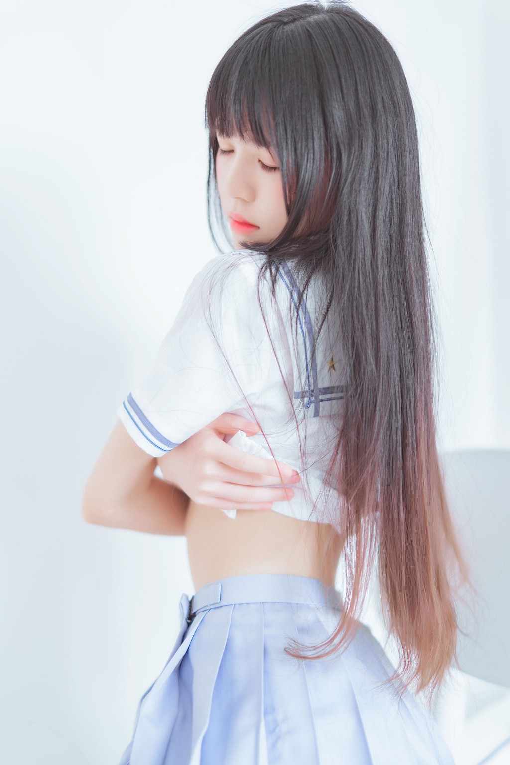 桜桃喵《校服黑丝》  [Cosplay美女] 写真集[49P]