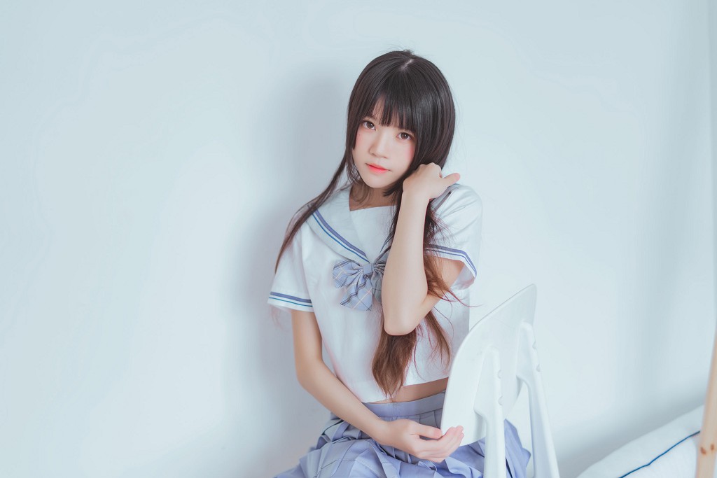 桜桃喵《校服黑丝》  [Cosplay美女] 写真集[49P]