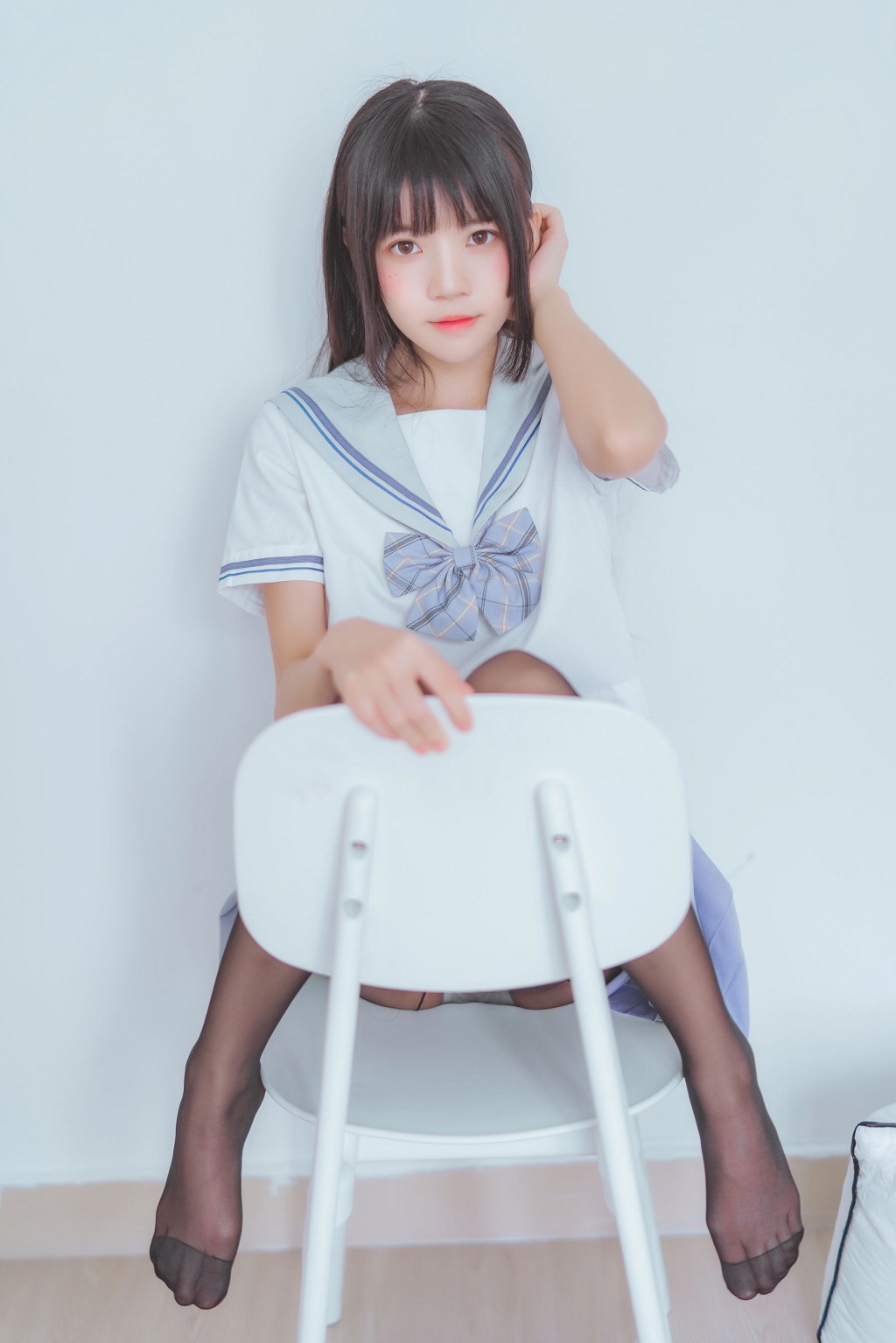 桜桃喵《校服黑丝》  [Cosplay美女] 写真集[49P]