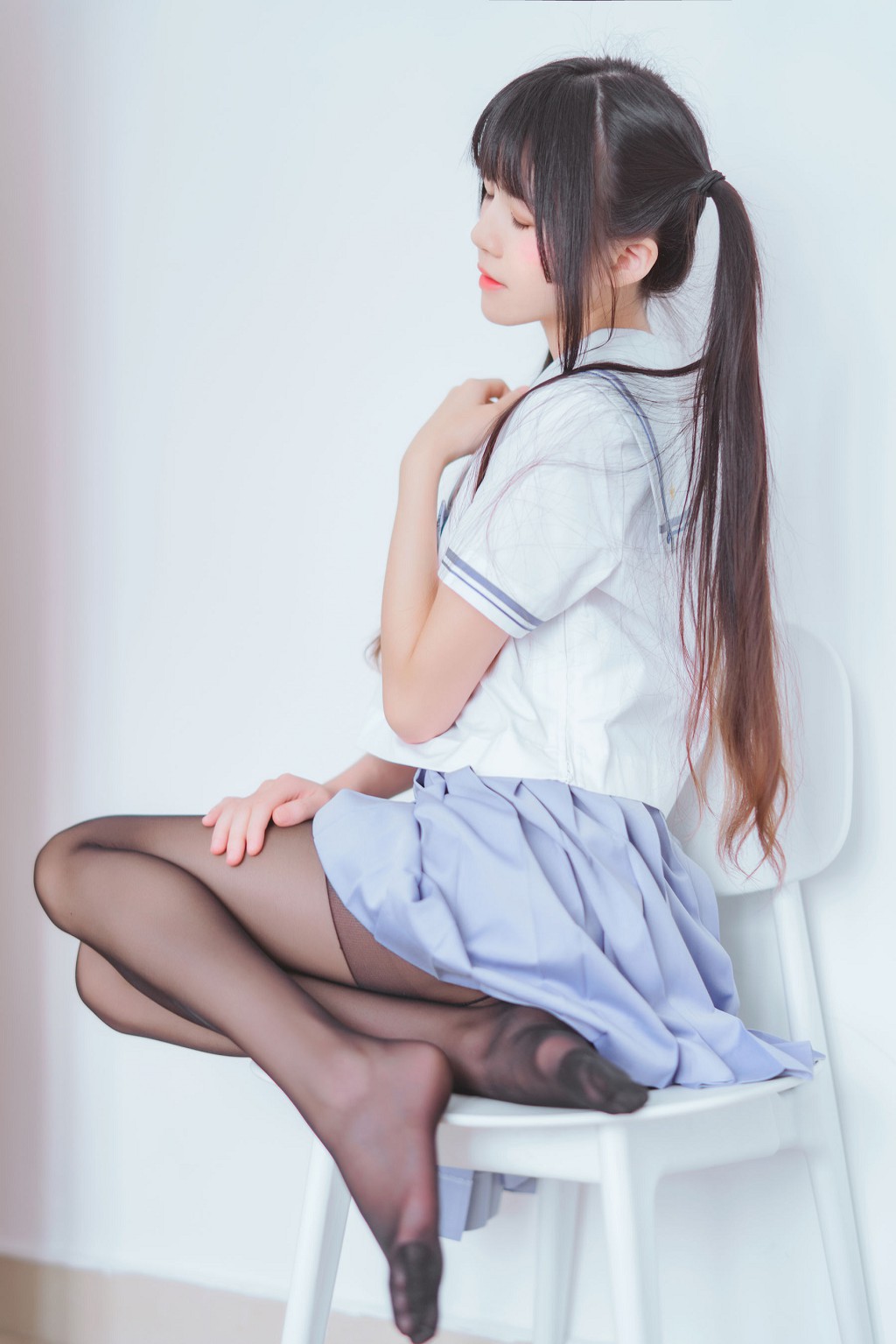 桜桃喵《校服黑丝》  [Cosplay美女] 写真集[49P]