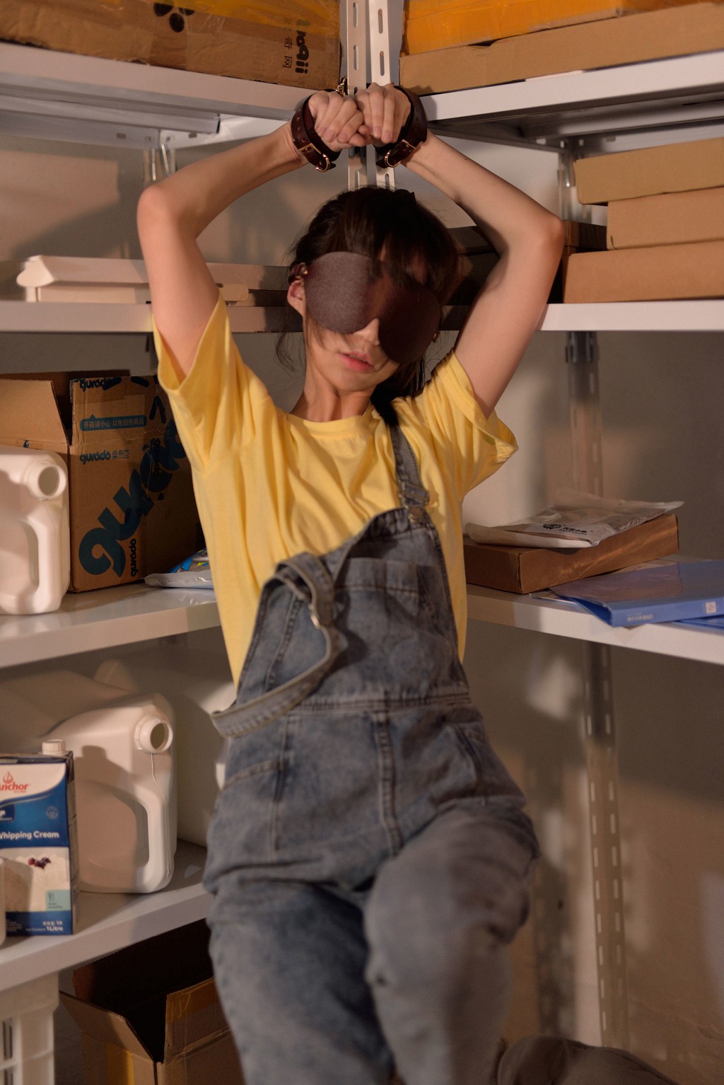 NAGISA魔物喵 《杂物间》 [Cosplay美女] 写真集[33P]