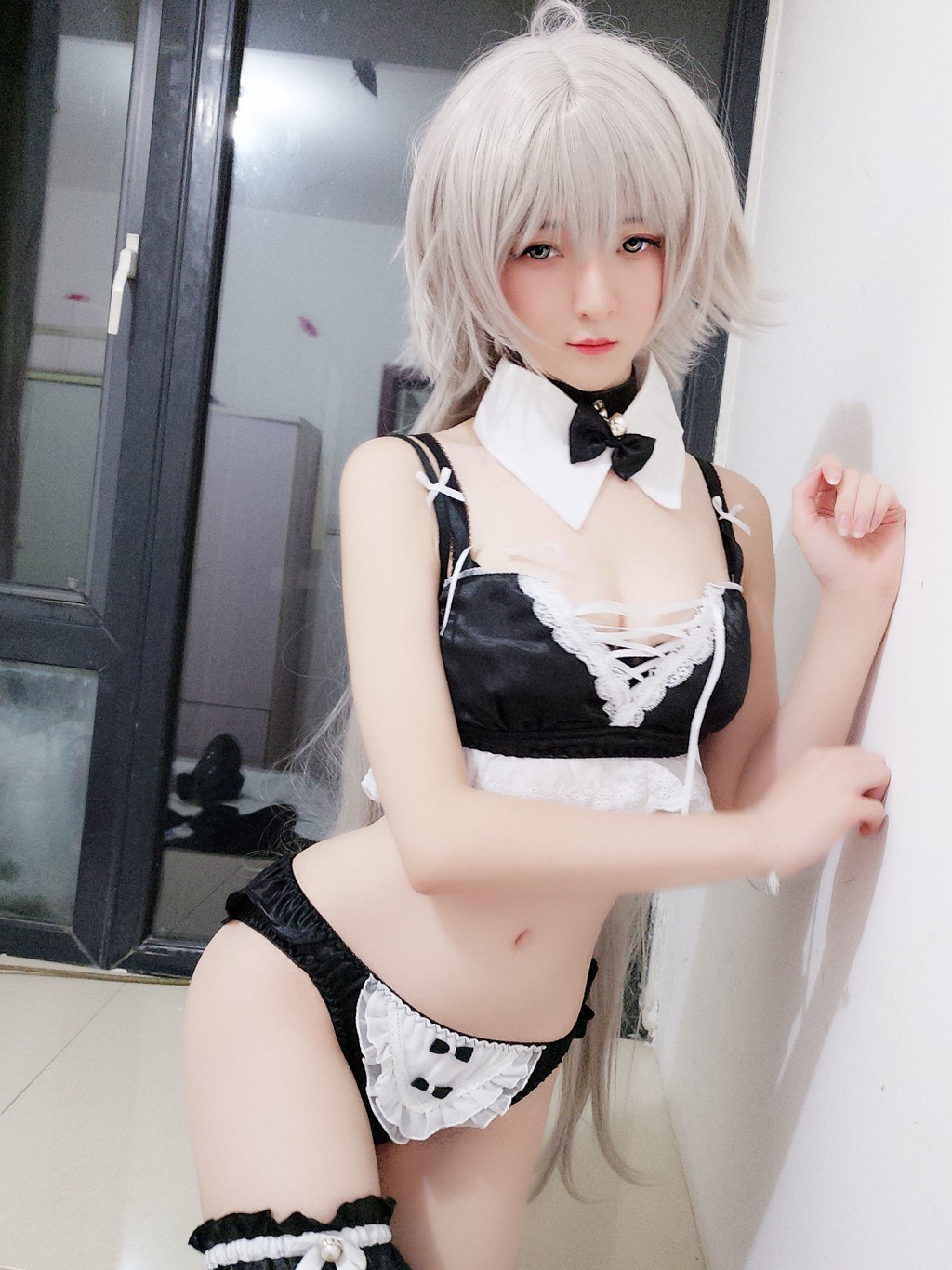 COSER一小央泽《赫提亚斯+黑兔+私摄》 [Cosplay美女] 写真集[41P]