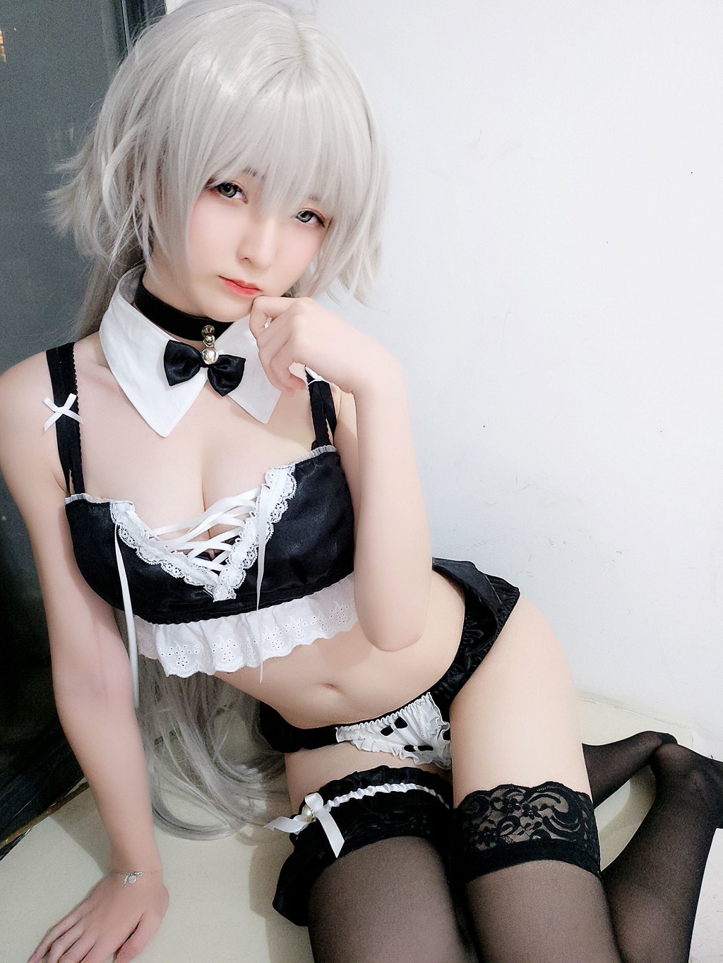 COSER一小央泽《赫提亚斯+黑兔+私摄》 [Cosplay美女] 写真集[41P]