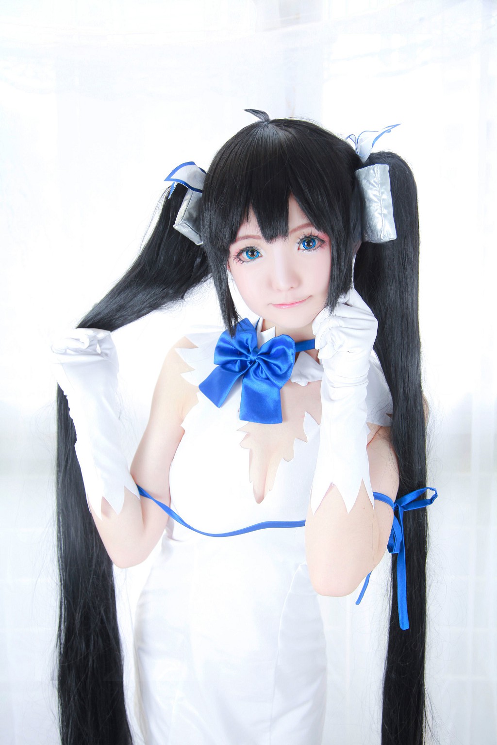 COSER一小央泽《赫提亚斯+黑兔+私摄》 [Cosplay美女] 写真集[41P]