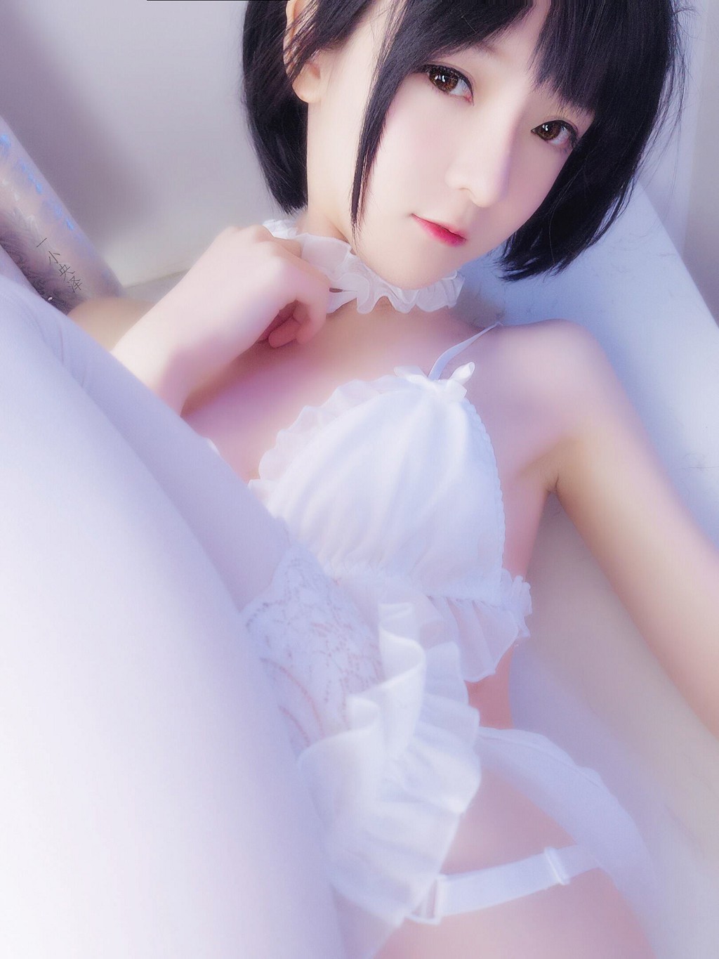 COSER一小央泽《赫提亚斯+黑兔+私摄》 [Cosplay美女] 写真集[41P]