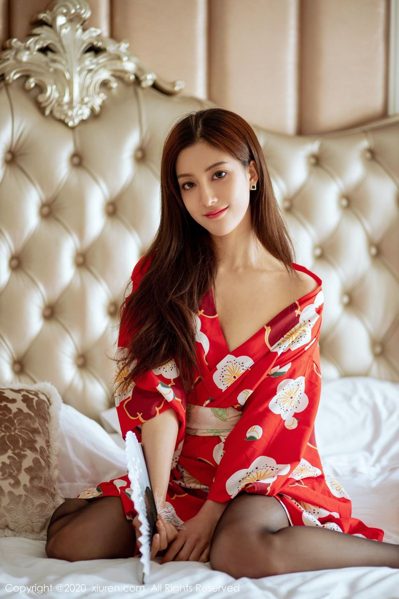 秀人网美女模特林文文yooki黑丝美腿和服主题极致性感写真