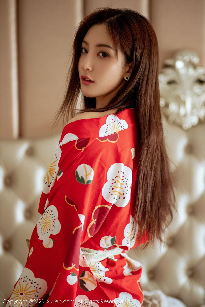 秀人网美女模特林文文yooki黑丝美腿和服主题极致性感写真